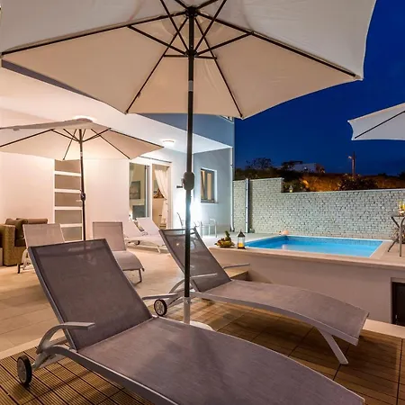 Belo Horizonte, With Pool & Sea View Apartamento