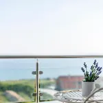 Belo Horizonte, With Pool & Sea View