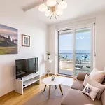 Апартаменты Belo Horizonte, With Pool & Sea View