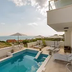 Belo Horizonte, With Pool & Sea View *