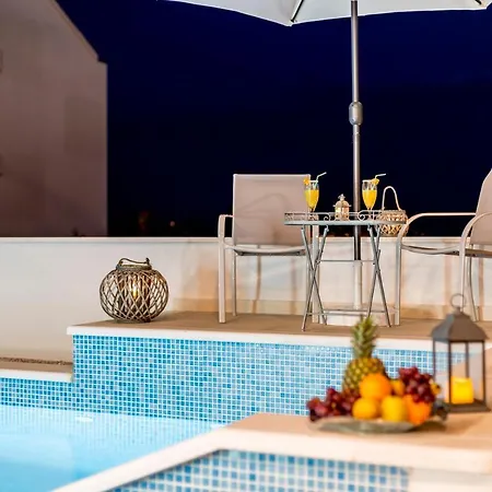 Luxury Horizonte With Swimming Pool Appartement *