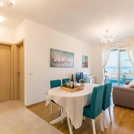 Belo Horizonte, With Pool & Sea View Appartement