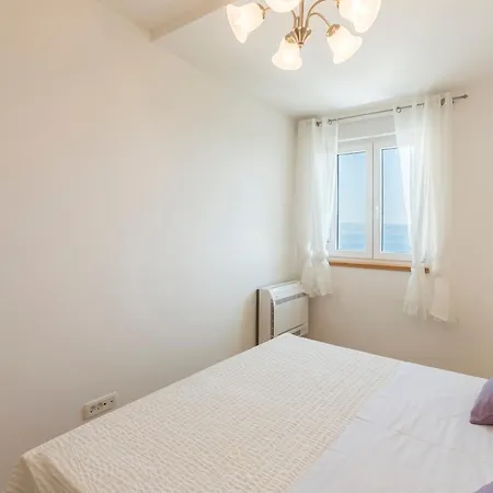 Appartement Belo Horizonte, With Pool & Sea View Split