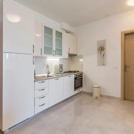 Belo Horizonte, With Pool & Sea View * Split