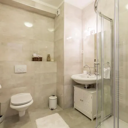 Belo Horizonte, With Pool & Sea View Appartement Split